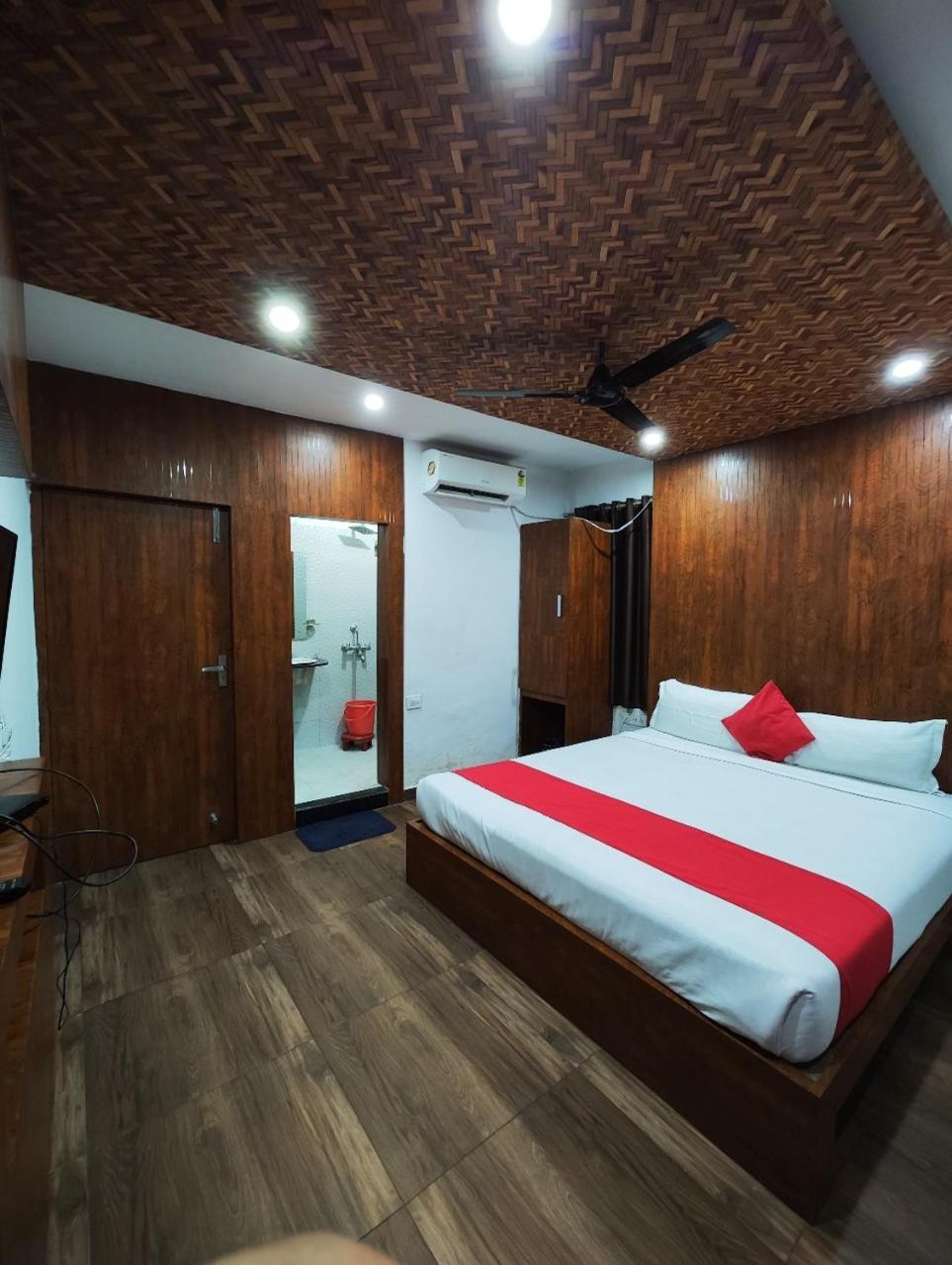 Hotel Rudraksha Inn Deoghar Exterior foto